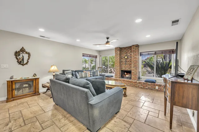 22862 Calcutta Dr — photograph 10 of 30
